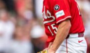 Emilio Pagán Kembali ke Rojos de Cincinnati dengan Kontrak Luas