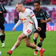 Jadwal Pertandingan Sepak Bola Hari Ini: Siaran Langsung dan Streaming