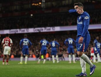 Arsenal Tekuk Chelsea, Kritik Pedas Chris Sutton