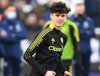 Tottenham Tegaskan Sikap Atas Archie Gray