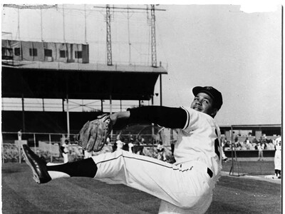 Duel Spahn Marichal: 16 Inning di Candlestick Park Ilustrasi duel spahn marichal untuk artikel Duel Spahn Marichal di Candlestick Park yang Dramatis